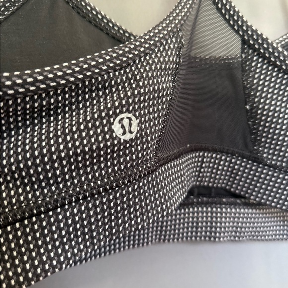 🍋 Lululemon Flow Y Bra IV - Picture 5 of 7